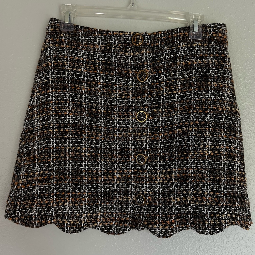 Blue pepper plaid button up skirt size large in great condition casual/business